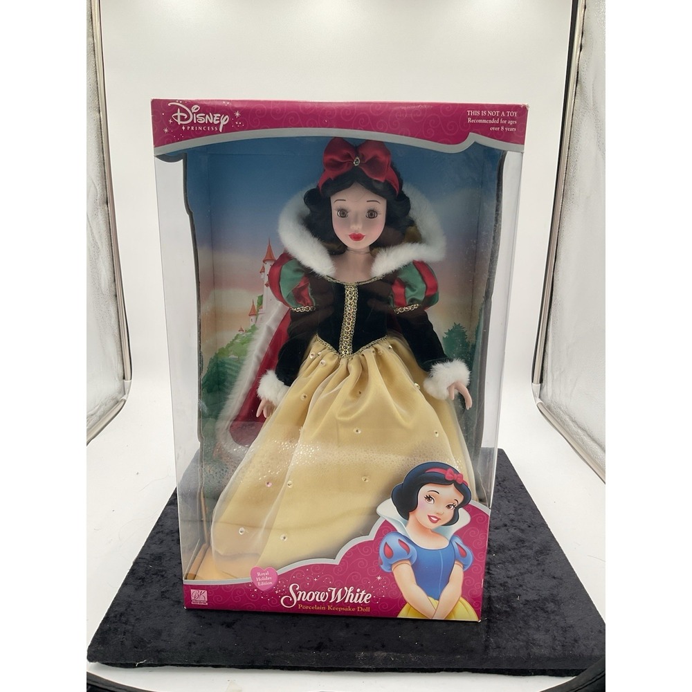 Disney Snow White Princess Porcelain Keepsake Doll Royal Holiday Edition 2003 SH
